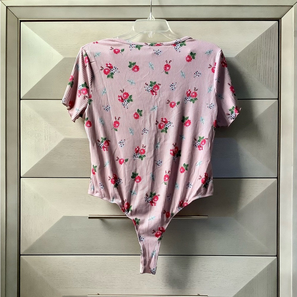 AMP SHORT SLEEVES SQUARE NECK JUNIORS BODYSUIT - CREAM - SIZE XL - Picture 2 of 5